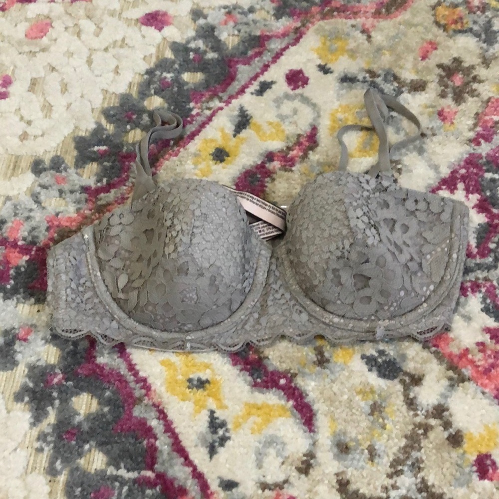 VS Lace Bra